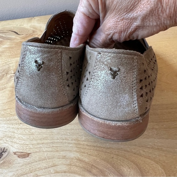 TRASK ALI PERFORATED SLIP ON LOAFERS SHOES WOMENS 8M PEWTER LEATHER UPPER… - Picture 6 of 10